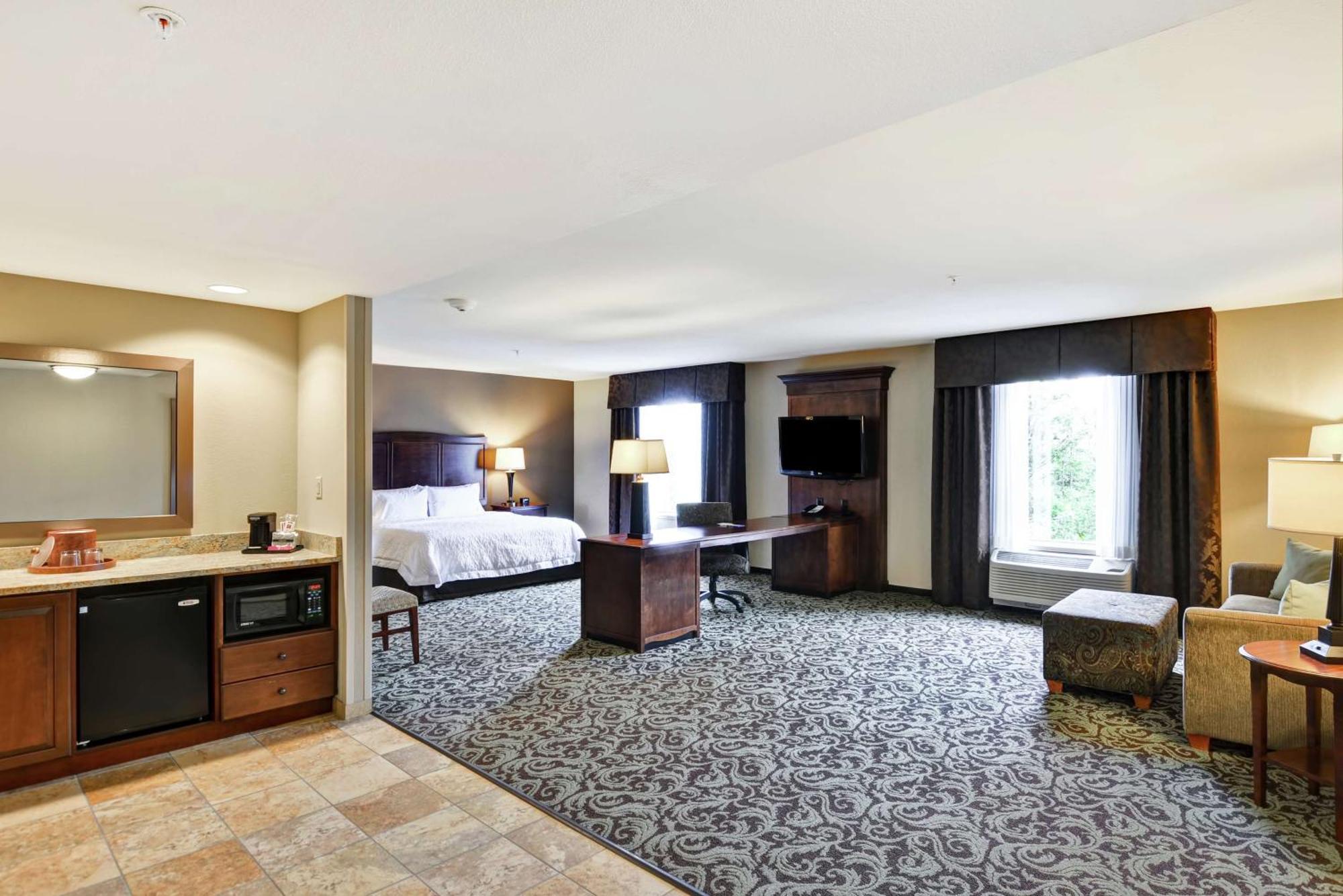 Hampton Inn And Suites New Hartford/Utica Zewnętrze zdjęcie